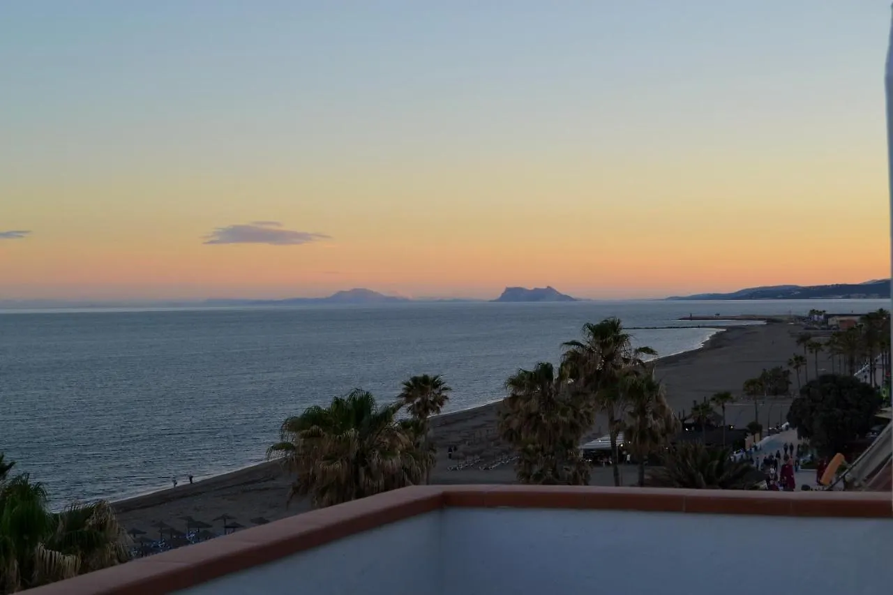 公寓 Sunnypalms - Beachfront Penthouse With Stunning Sea View 埃斯特波纳